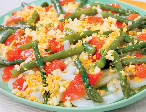 Salată de pui cu fasole verde