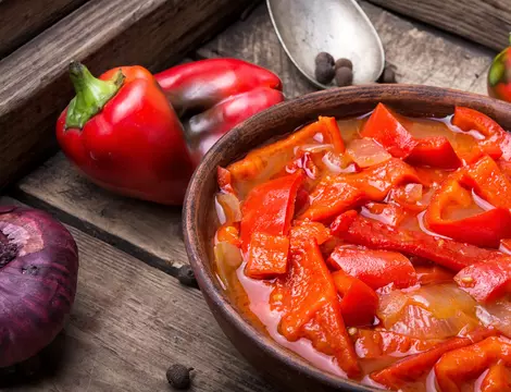 (P) De Ce Este Bine să Mănânci Ardei Copți la Borcan – 7 Motive Sănătoase