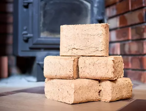 (P) Brichete de foc: soluția ecologică pentru orice bucătar pasionat