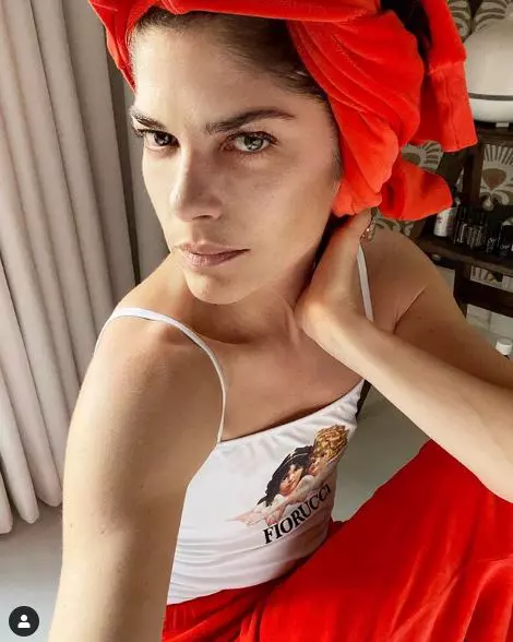 2021-02-26-15_02_23-Selma-Blair-@selmablair-•-Instagram-photos-and-videos