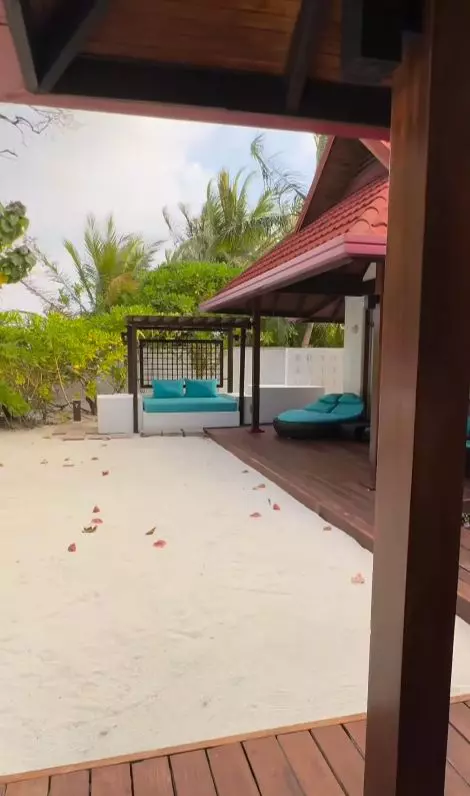 8. Theo Rose, imagini din vacanță