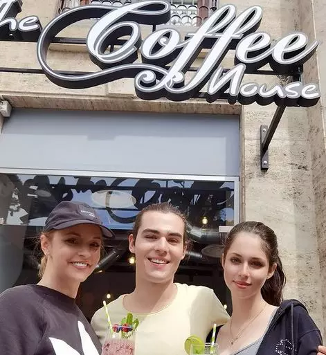 Andreea Marin Stefan Violeta