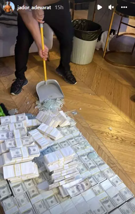 Jador-i-a-spart-masa-lui-Ruby-5