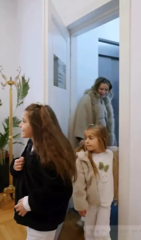 laura-cosoi-confirma-a-cincea-fetita-gender-reveal-imagini (1)