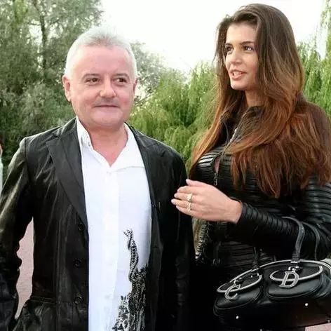 2b1a2e15-bf7a-4e8e-96cd-fda808129863