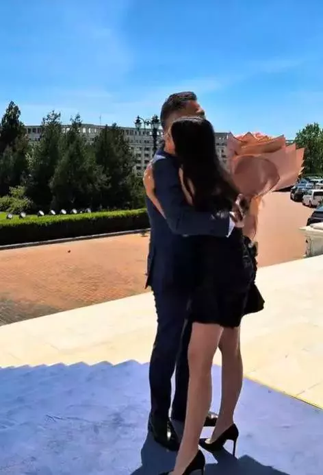 Ilie Dumitrescu si fiica lui Mayra 4