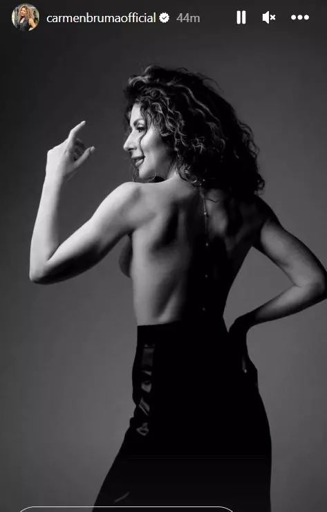 carmen-bruma-a-pozat-topless-la-46-de-ani-2