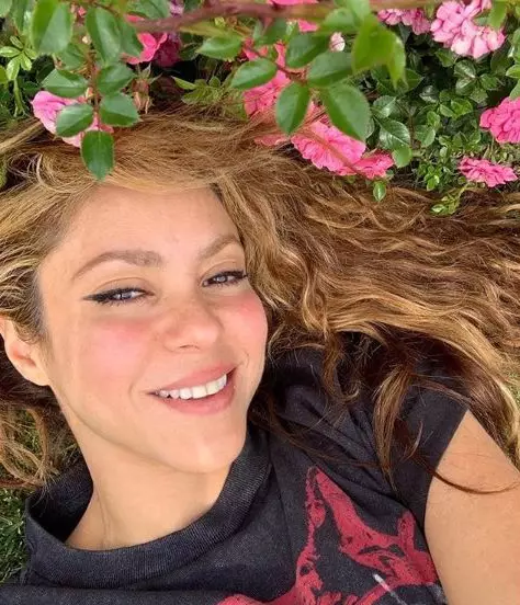 Shakira-11