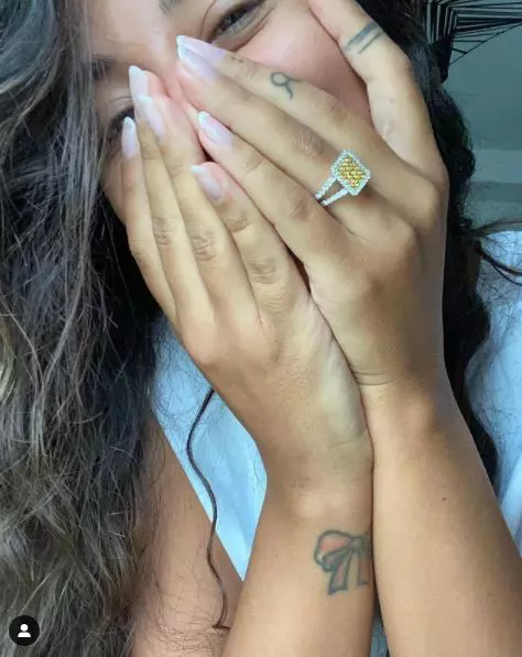 Alex-Velea-a-cerut-o-în-căsătorie-pe-Antonia