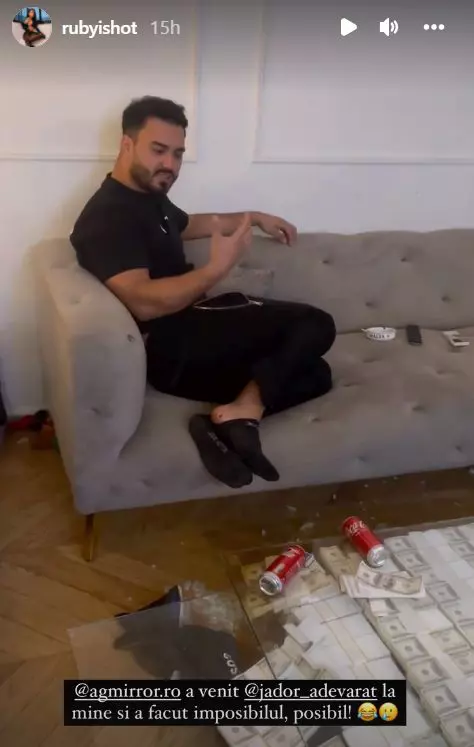 Jador-i-a-spart-masa-lui-Ruby-3