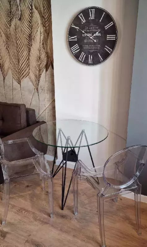 Cum arată apartamentul în care locuiește Anca Țurcașiu  (2)