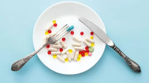ELLE HEALTH: Suplimentele alimentare, beneficii reale sau iluzii?