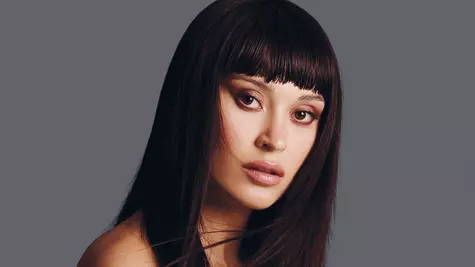 ELLE INTERVIU: Irina Rimes merge pe drumul ei