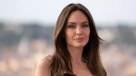 Angelina Jolie, pregătită pentru un nou capitol din viața sa. Decizia luată de actriță după ce gemenii ei au împlinit 18 ani