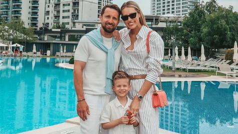 Ce decizie au luat Gabriela Prisăcariu și Dani Oțil în legătură cu familia lor. Anunțul modelului: "Nu avem în plan..."