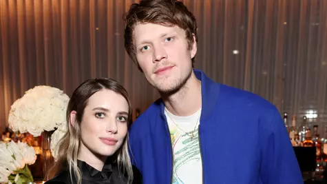 Actrița Emma Roberts s-a căsătorit cu colegul ei de breaslă, Cody John, în cadrul unei ceremonii private