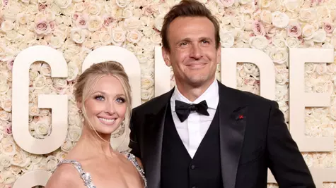 Jason Segel s-a căsătorit cu Kayla Radomski. Primele imagini de la nunta celor doi