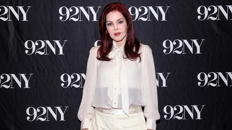 Priscilla Presley, apariție rară alături de fiul ei, Navarone. Prin ce momente dificile au trecut împreună