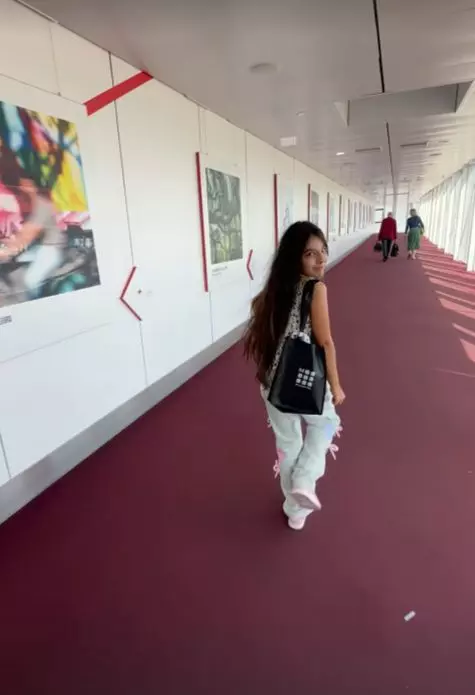 2. Fiica Mădălinei Ghenea