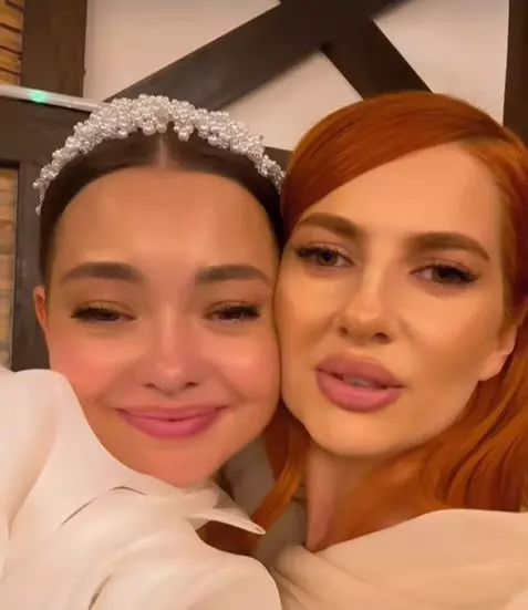 Sora cea mică a Lidiei Buble s-a căsătorit