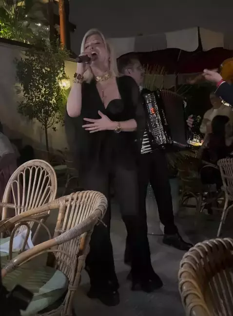 loredana-groza-petrecere-55-de-ani-6