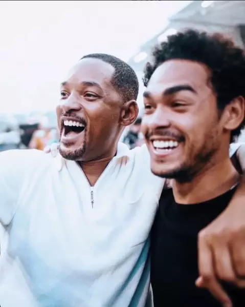 După divorțul părinților săi, Trey a fost în relații foarte proaste cu tatăl lui.