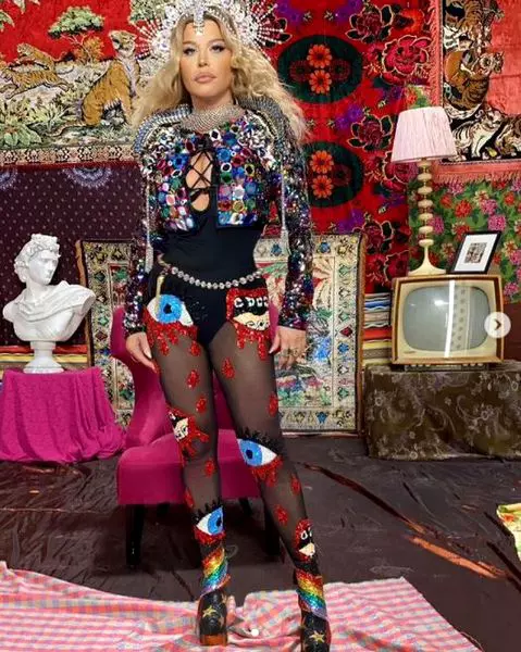 LOREDANA-GROZA-MELODIE-DE-SENZATIE-FLORIN-SALAM-VALI-VIJELIE-Capture2