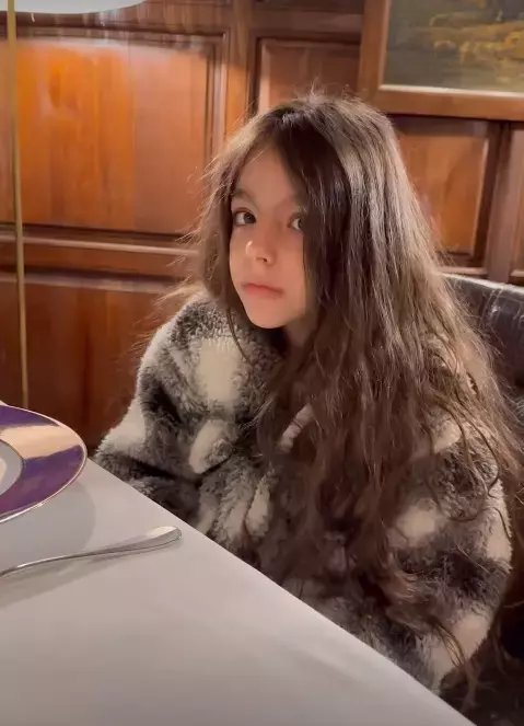 fiica-madalinei-ghenea-8