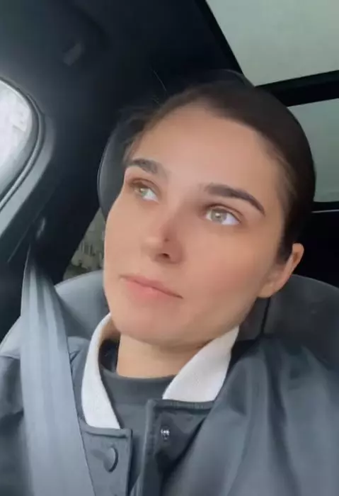 theo-rose-despre-sasha