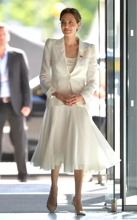 angelina-jolie_04.jpg