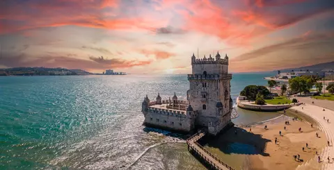 Descoperă Lisabona: cele mai atractive obiective turistice pe care nu ar trebui să le ratezi