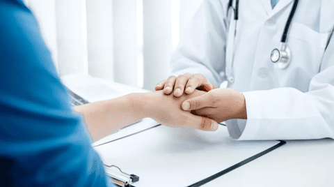 Dincolo de diagnosticul de cancer de sân: cum arată un tratament personalizat