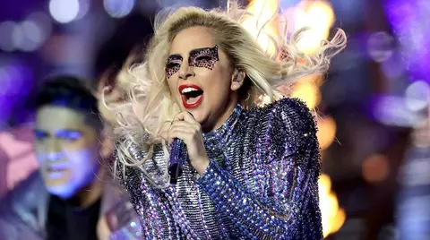 Lady Gaga o inlocuieste pe Beyonce si devine noul cap de afis de la Coachella