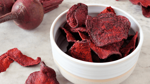 Reteta Chipsuri de sfeclă roşie - rețeta la cuptor cu doar 3 ingrediente