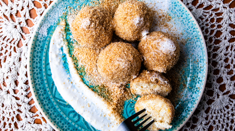 Reteta Gomboți cu brânză. Rețeta desertului transilvănean pufos, cremos, perfect