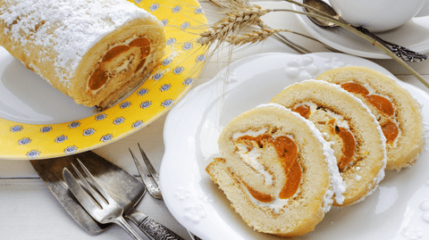 Reteta Reţeta de ruladă cu gem de caise. Cum se prepară rulada cu gem fără mascarpone