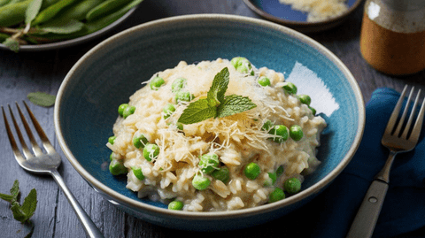 Reteta Reţeta de risotto cu mazăre. Cremos, fresh și plin de savoare - descoperă risotto-ul italian cu mazăre!