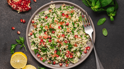 Reteta Couscous cu rodie și mentă - preparat ușor, elegant și plin de nutrienți. Rețeta fresh, ușoară și plină de culoare