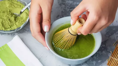 Reteta (P) Ceai matcha pudră – cum alegi varianta autentică pentru beneficii reale