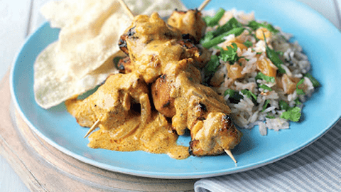 Frigărui de pui cu sos curry