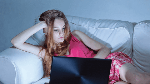 Obiceiurile tale hi-tech îți ocupă (aproape) tot timpul?