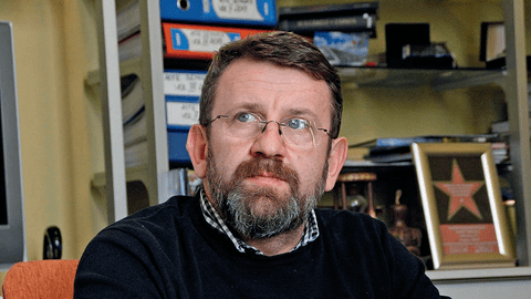 „Să ne adaptăm noilor generații“