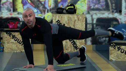 Exerciții fizice pentru postură, forță și energie cu antrenorul Valentin Vasile