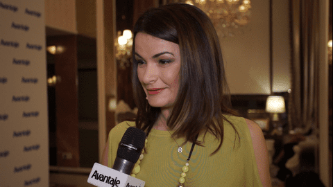 Oana Moraru: "Premiul mă obligă să spun că e nevoie de mult mai mult în educația noastră"