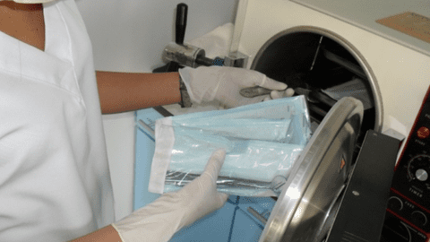(P) Aparatul autoclav – de nelipsit din orice clinică dentară