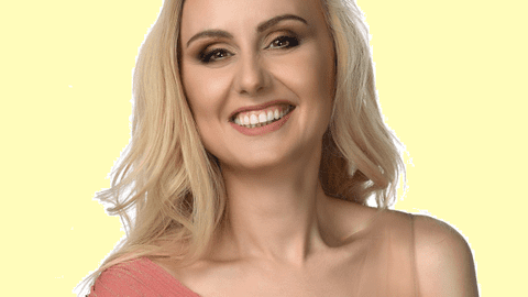 EXCLUSIV AVANTAJE Amalia Anghel, doctorița cu chip de copil și vorbe înțelepte, ne dezvăluie secretul pielii frumoase la orice vârstă