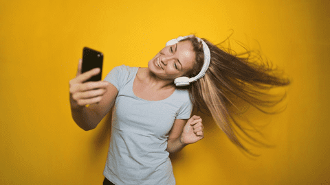 (P) 3 reguli de aur pentru un selfie perfect