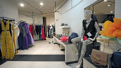 Galeria designerilor români caută următorul designer talentat. Interviu cu Teodora Stancu, marketing manager