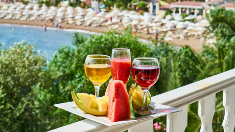 Top 7 arome fresh cu care să te delectezi la terasă vara asta
