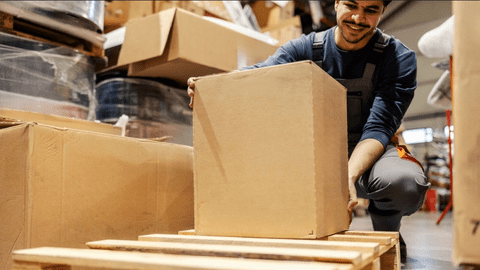 Top 5 avantaje ale utilizării cutiilor din carton în logistică și distribuție